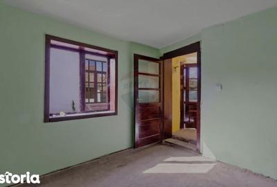 Casă cu 4 camere cu Teren 670 Mp în Central - 8