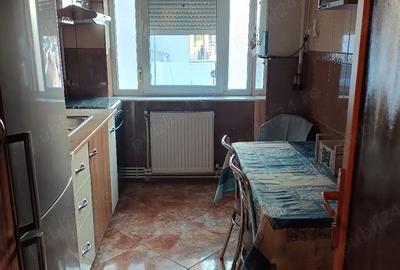 Apartament cu 2 camere decomandat în Bradu - 5