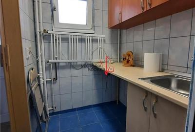 Bd. 1 Decembrie 1918 garsoniera - 8