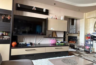 Apartament cu 4 camere decomandat în Central - 7
