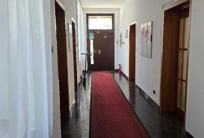 Spațiu comercial, de 950 mp, în Central - 15