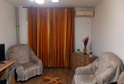 APARATORI PATRIEI OLTENITEI strada Anton Bacalbasa - 33