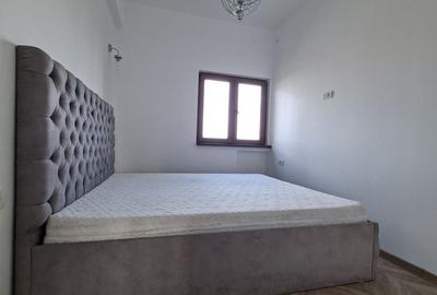 Apartament cu 5 camere semidecomandat, mobilat în P-ța Universității - 6