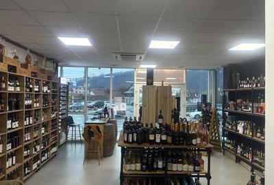 Spațiu comercial, de 65 mp, în Central - 1