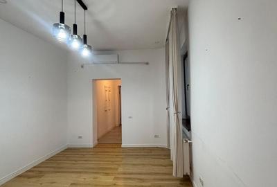 Apartament 3 camere Armeneasca de închiriat - 1