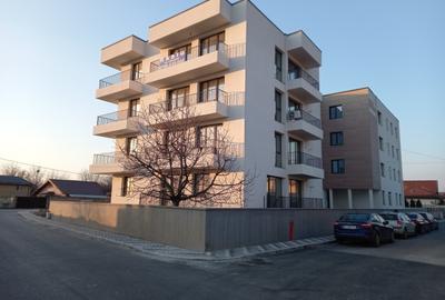 Apartament 3 camere , etaj 3 - 2