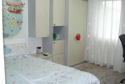 Apartament cu 4 camere decomandat în Lipovei - 3