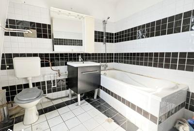 Apartament cu 3 camere decomandat în Rosetti - 1