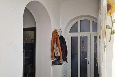 Vand casa 5 camere zona Teiu? - 8