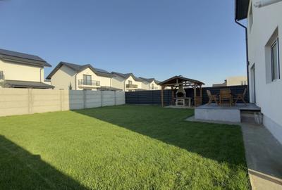 Casă cu 5 camere cu Teren 420 Mp în Central