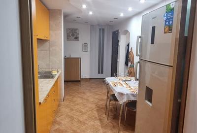 Apartament cu 3 camere în Tei - 3