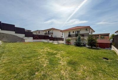 Casă individuală cu 4 camere cu Canalizare în Iris - 1