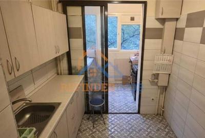 Apartament de vanzare cu 2 camere, zona Titan - 3