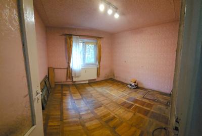 Zona Dorobanti ... 2 camere ..85.000 euro - 2