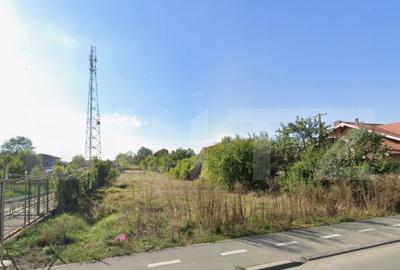 Teren de 3000 mp, în Central