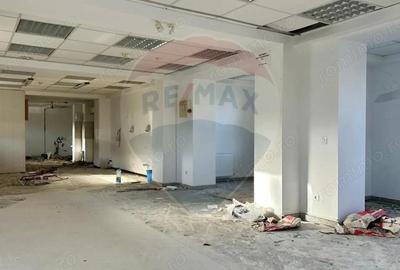 Spa?iu comercial de inchiriat Navodari zona centrala Primarie - 2