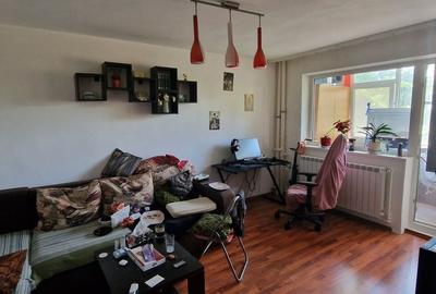 Tomis Nord 3 camere decomandate etajul 1