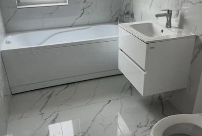 Apartament cu 3 camere decomandat în Girocului