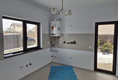 Casă cu 3 camere în Valea Lupului - 7