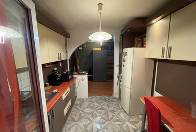 Apartament cu 2 camere decomandat în Alfa - 7