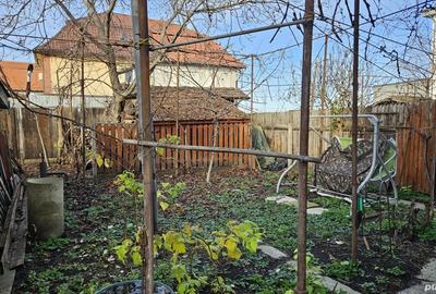 Casă cu 4 camere în Central - 3