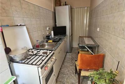 Garsonieră decomandată, mobilată în Astra - 6