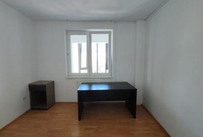 Birou, de 65 mp, în Centrul Civic - 2