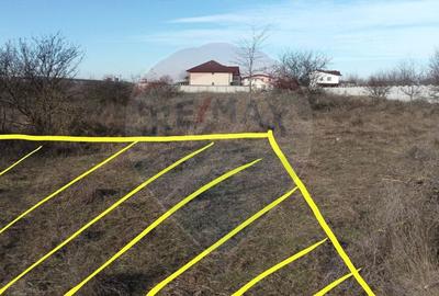 Teren de 919 mp, în Nord