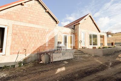 Casă individuală cu 4 camere cu Canalizare în Jucu de Sus - 18