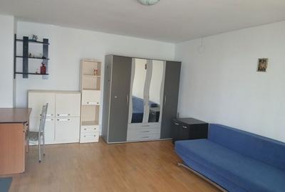 Garsonieră decomandată în Central - 5