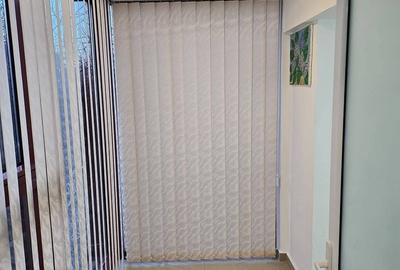 Apartament cu 4 camere decomandat în - 5