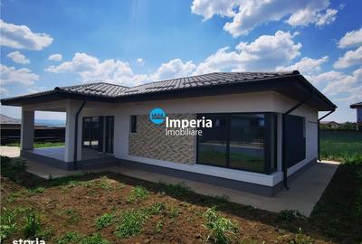 Casă cu 4 camere în Dorobanț - 1