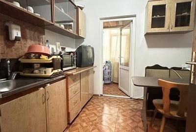 Apartament cu 3 camere decomandat în Central - 15