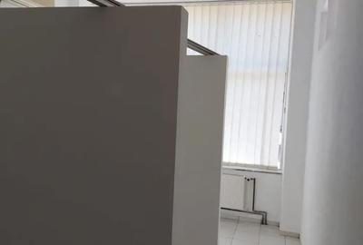 Spațiu comercial, de 67 mp, în Central - 1