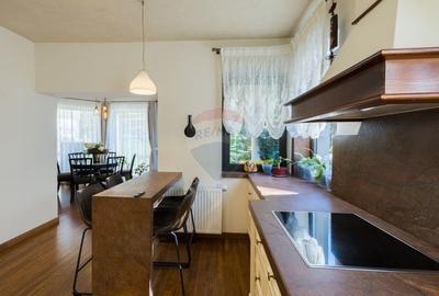 Casă cu 4 camere cu Teren 500 Mp în Noua - 13