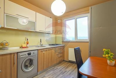 Apartament cu 3 camere semidecomandat, mobilat în Astra - 3