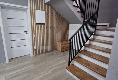 Casă individuală cu 10 camere cu Canalizare în Florești - 11