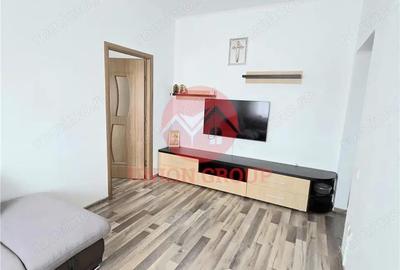 Apartament cu 2 camere semidecomandat în Km 4