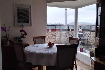 Apartament cu 3 camere în Central - 3