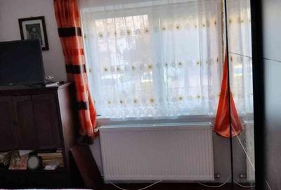 Apartament cu 2 camere decomandat în 1 Mai - 9