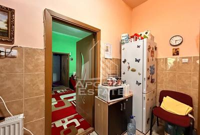 Apartament 2 camere, la curte comuna, pod mansardabil in zona Centrala - 2