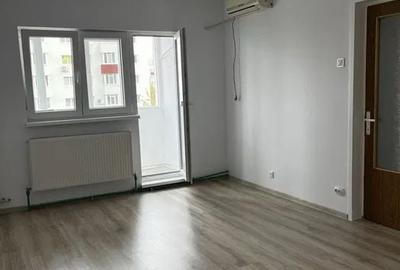 Apartament cu 2 camere decomandat în Brâncoveanu