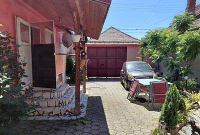 Casă individuală cu 4 camere cu Canalizare în Șura Mare - 1