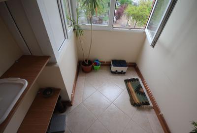 Apartament cu 3 camere decomandat, mobilat în Circumvalațiunii - 35