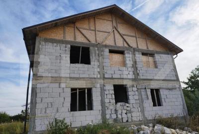 Casa individuala, 7 camere, 400mp, teren 3800mp, Corlatesti Casa individuala, 7 camere, 400mp, teren 3800mp, Corlatesti - 1