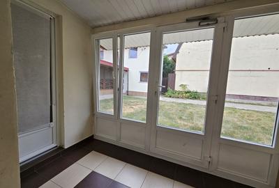 Casa 4 camere - curte 400mp Sector 4 - Luica -Giurgiului /Piata Resita - 4