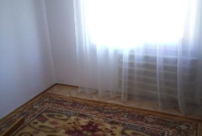 Apartament cu 3 camere semidecomandat în Central - 5