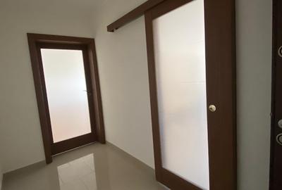 Apartament cu 3 camere decomandat în Aeroport - 2