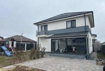 Casă cu Teren 485 Mp în Săbăreni - 5