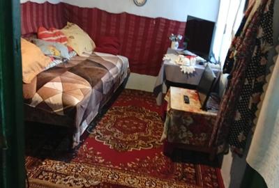 Casă cu 3 camere cu Teren 95 Mp în Central - 10